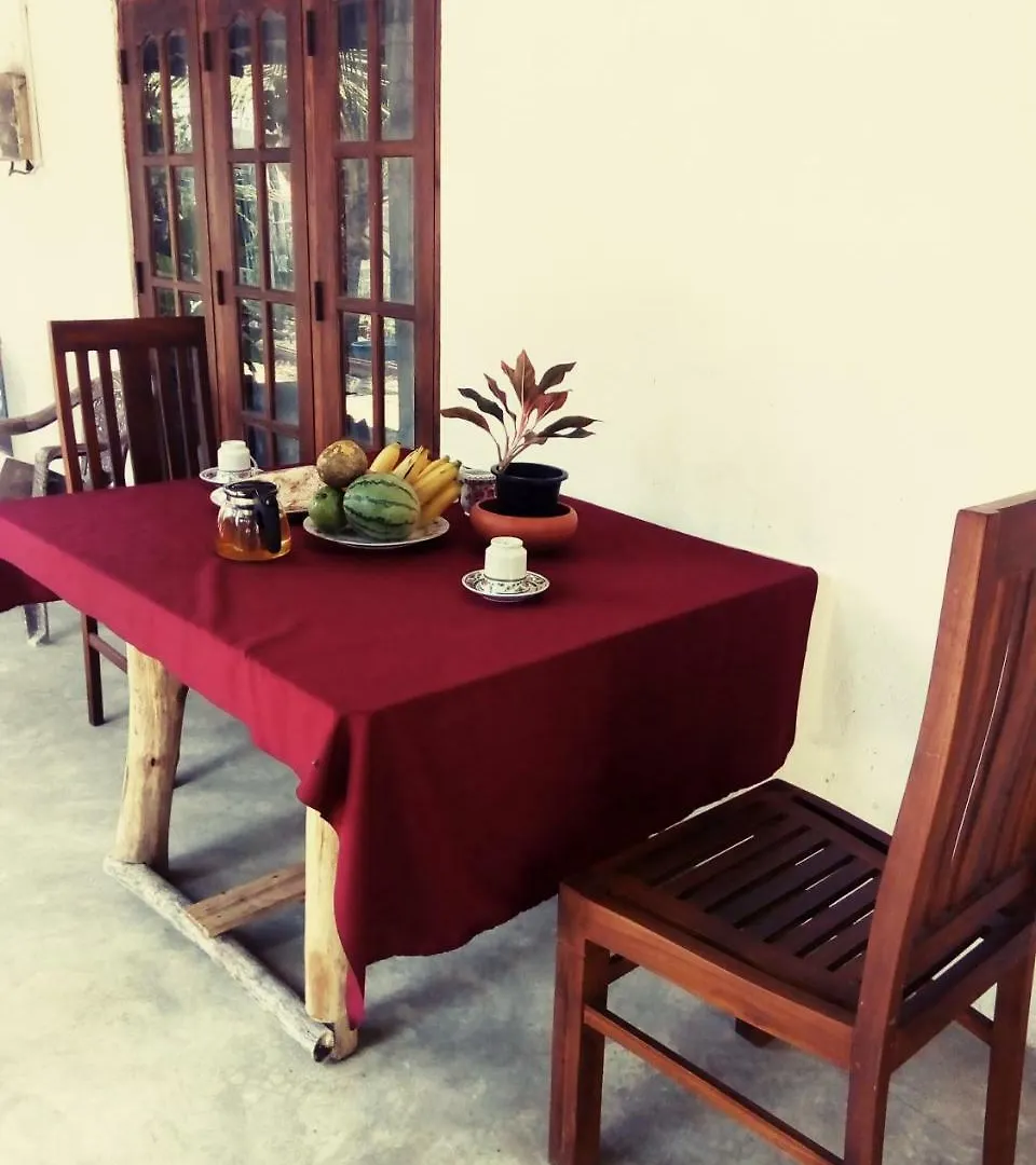 T & U Homestay Katunayaka